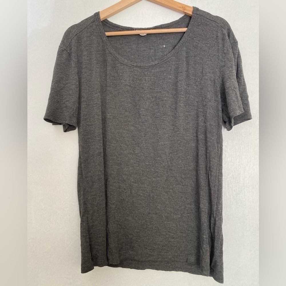 GRAY‎ SHORT SLEEVE SHIRT SIZE S